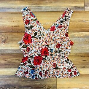 O’NEIL Womens Cropped Floral Peplum Style Tank with Hook Front V Neck